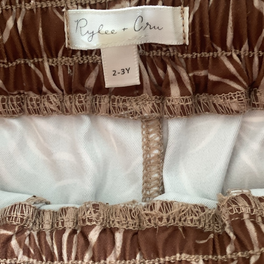 Rylee + Cru Swim Trunks - Picture 4 of 7